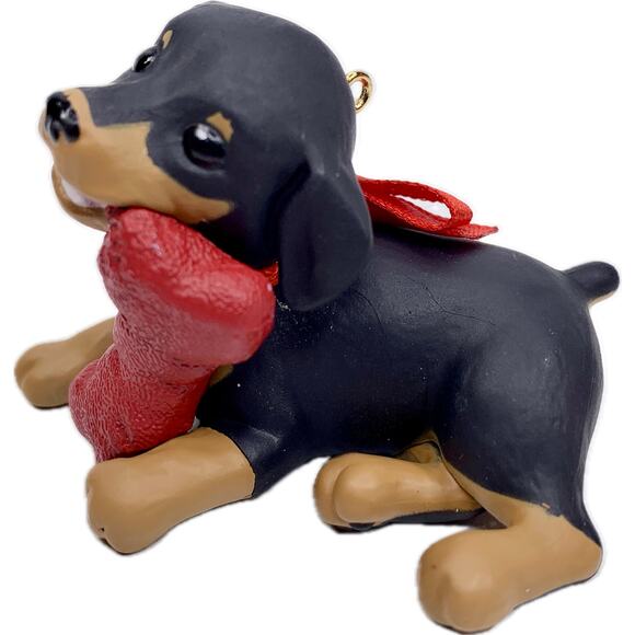 Hallmark Keepsake PUPPY LOVE 2015 Ornament 25th In Series Rottweiler - Picture 2 of 10